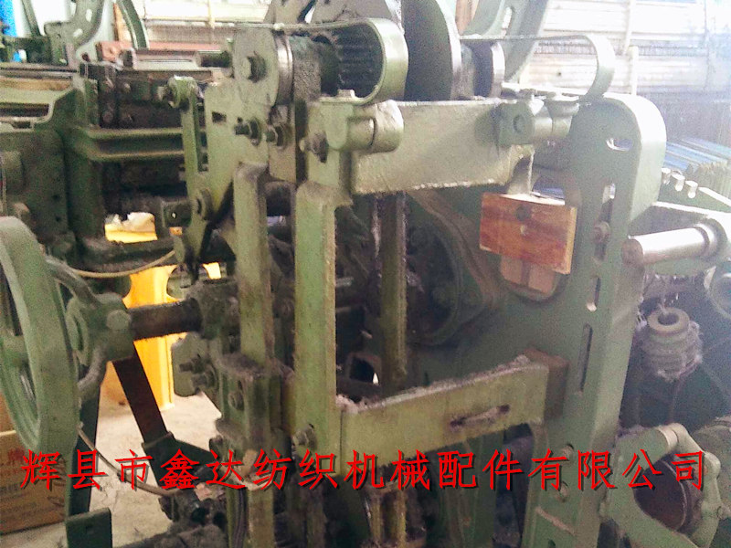 214多梭織機(jī)裝置圖 214多梭織機(jī)裝置圖