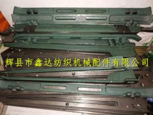 織布機(jī)梭箱蓋板3305、擋板3306、底板3307